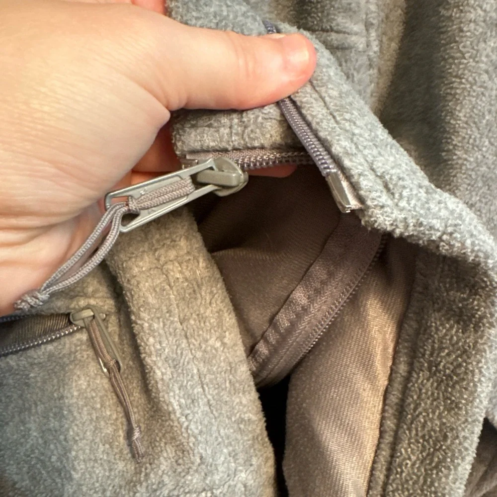 Columbia Gray Full Zip Women’s Fleece Jacket - Picture 4 of 8